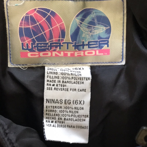 Girls ski overalls/ jumper - Picture 5 of 8